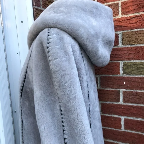 Sheepskin Fur Hooded Women's Coat. - Picture 5 of 14